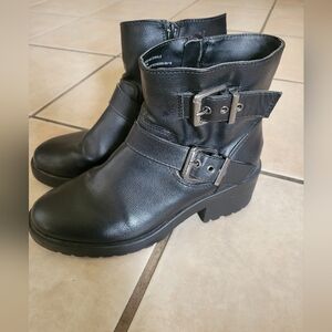 Women Boots